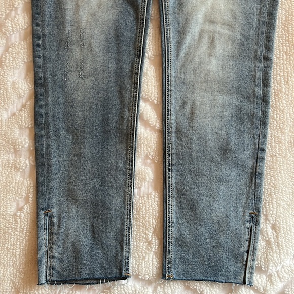Risen Skinny Jeans - Picture 7 of 16